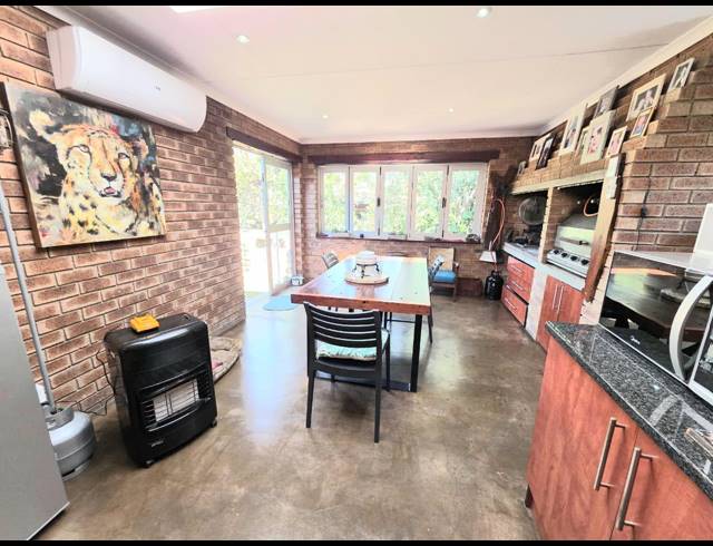 1,836M² GUESTHOUSE FOR SALE IN VANDERBIJLPARK SE 3